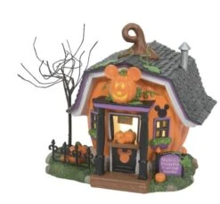 Disney Village Pumpkintown Carving Stud